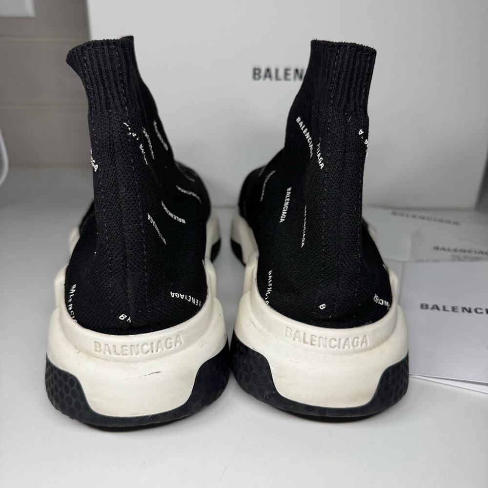 Balenciaga Allover Logo Speed Sneakers - Picture 5 of 8